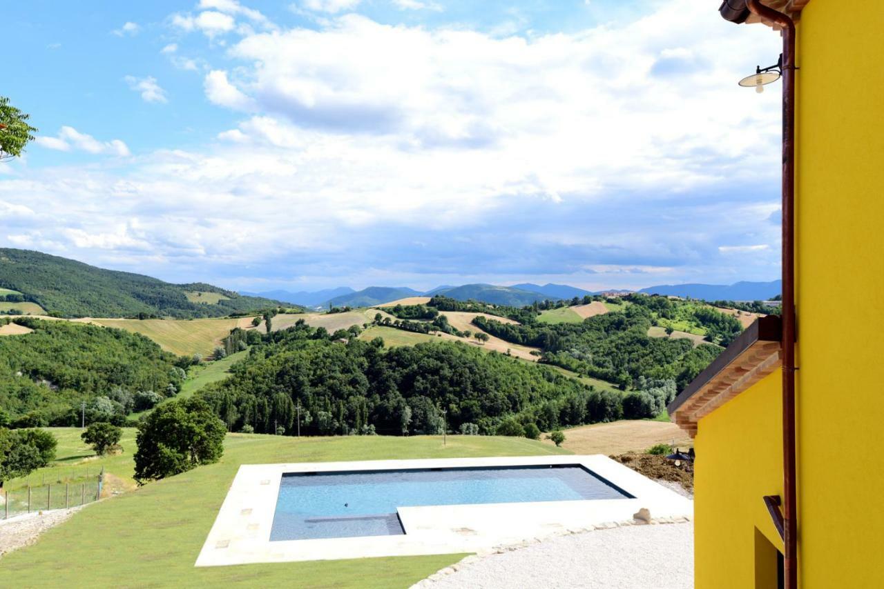 La Cerqua Villa Arcevia Buitenkant foto